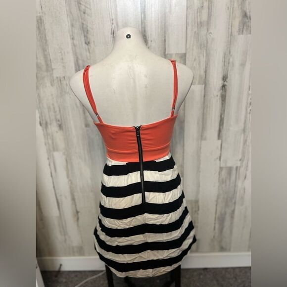 Material girl fit and flare Stripped dress - Picture 3 of 6